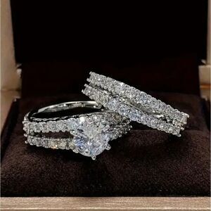 Elegant diamond wedding ring set sz 5